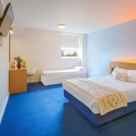 Redwings Lodge Wolverhampton Central Экстерьер фото