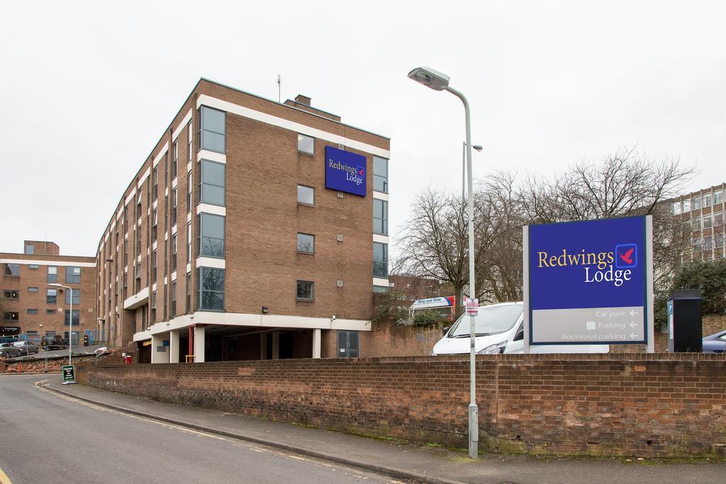 Redwings Lodge Wolverhampton Central Экстерьер фото
