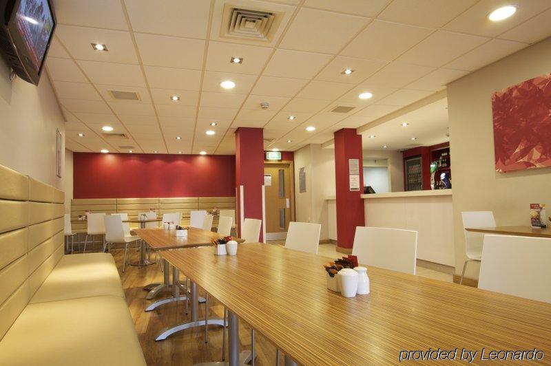 Redwings Lodge Wolverhampton Central Экстерьер фото