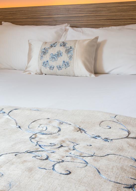Redwings Lodge Wolverhampton Central Экстерьер фото