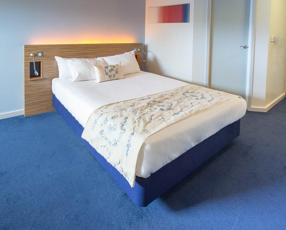 Redwings Lodge Wolverhampton Central Экстерьер фото