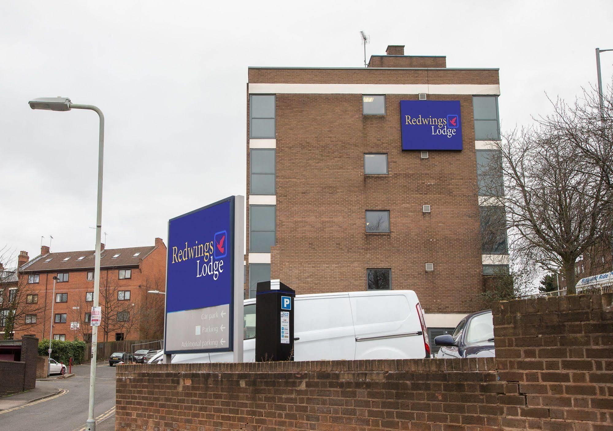 Redwings Lodge Wolverhampton Central Экстерьер фото